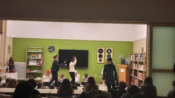 «ΟΙ ΜΥΤΕΣ ΤΟ ΣΚΑΣΑΝ»  και κρύφτηκαν στο ΓΑΛΛΙΚΟ ΙΝΣΤΙΤΟΥΤΟ